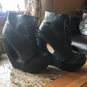 Jeffrey Campbell Roxie Leather Shoe size 11